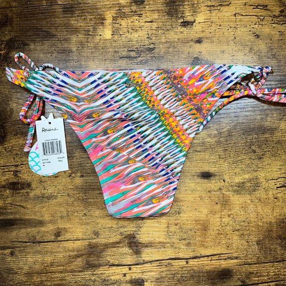 Raisins Stolen Heart Cheeky Stringer Bottom Medium NWT $38 - Picture 5 of 5